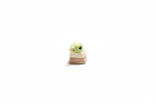 Cargar imagen en el visor de la galería, Baby Yoda right