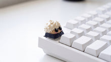 Cargar imagen en el visor de la galería, Gojo Satoru Lentes 07-white-keyboard.jpg