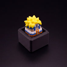Cargar imagen en el visor de la galería, En clicker (negro) · Naruto Clásico · 55555145302184