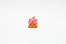 Cargar imagen en el visor de la galería, Goku Super Saiyajin God (Red) back
