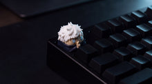 Cargar imagen en el visor de la galería, Gojo Satoru Seis Ojos 07-black-keyboard.jpg
