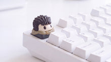 Cargar imagen en el visor de la galería, Guts Época Dorada en teclado blanco
