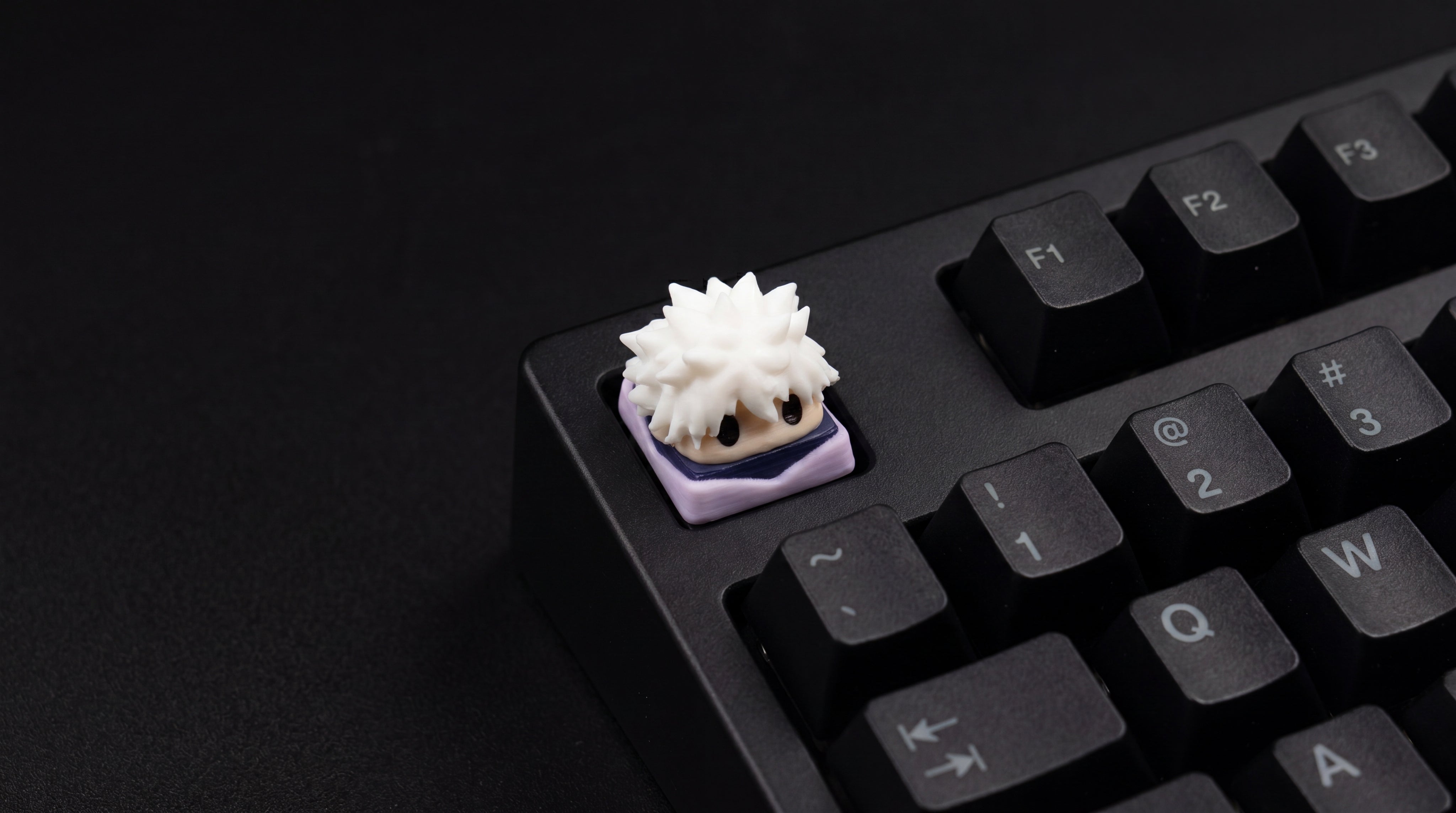 Killua Normal on black keyboard