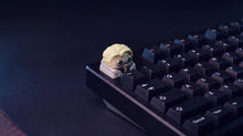 Cargar imagen en el visor de la galería, Kento Nanami on black keyboard
