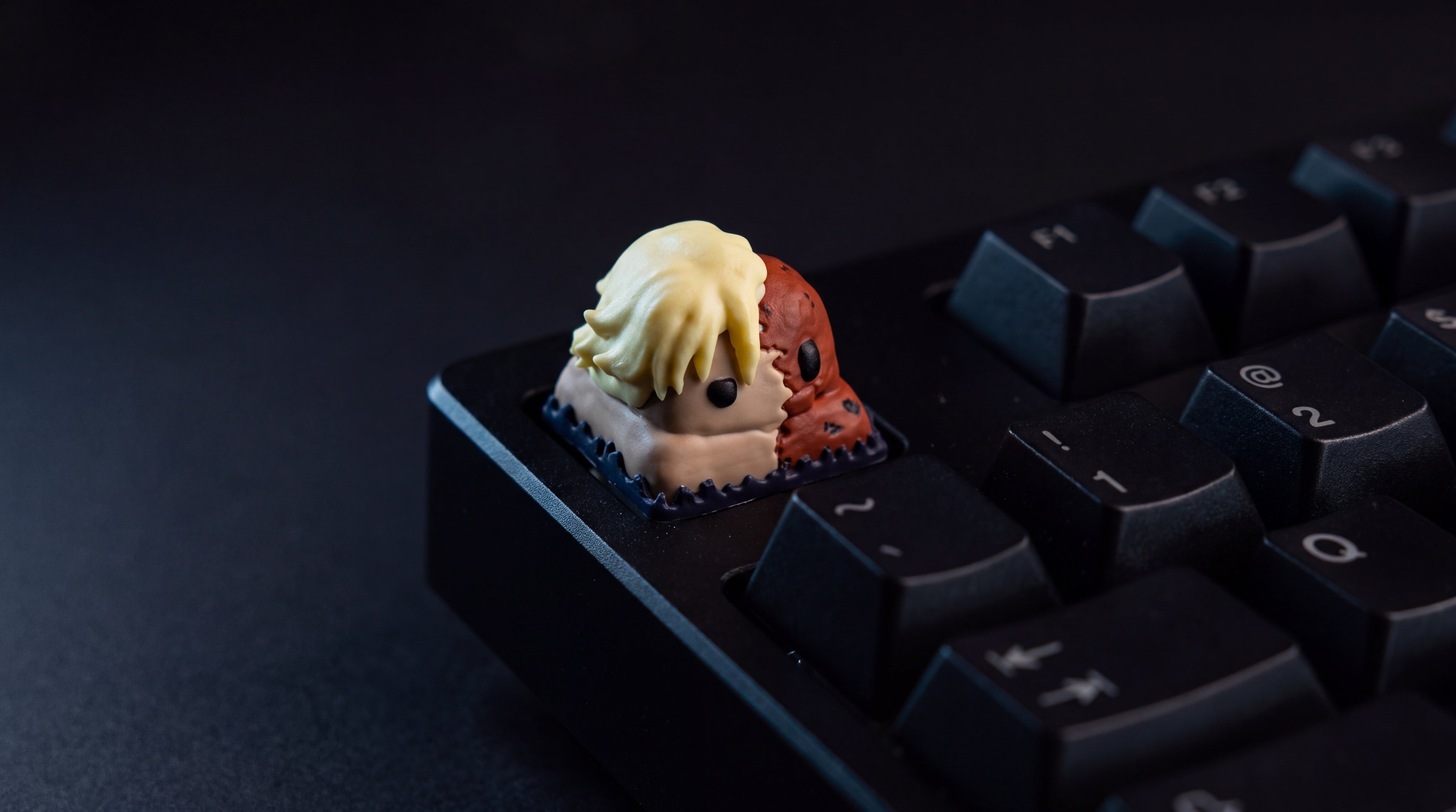 Kento Nanami Quemado 07-black-keyboard.jpg