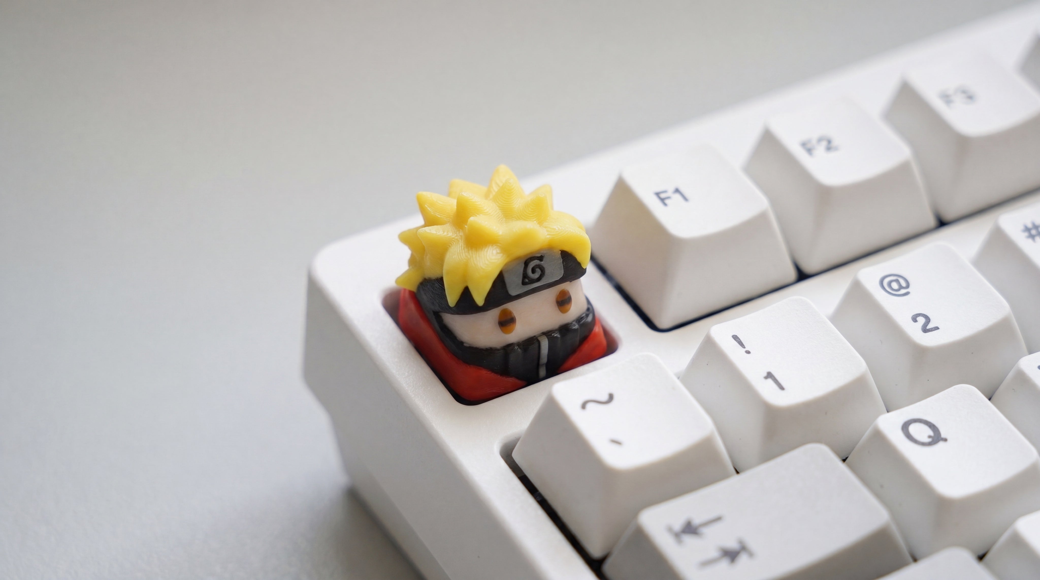 Naruto Sennin on white keyboard