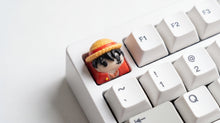 Cargar imagen en el visor de la galería, Luffy on white keyboard
