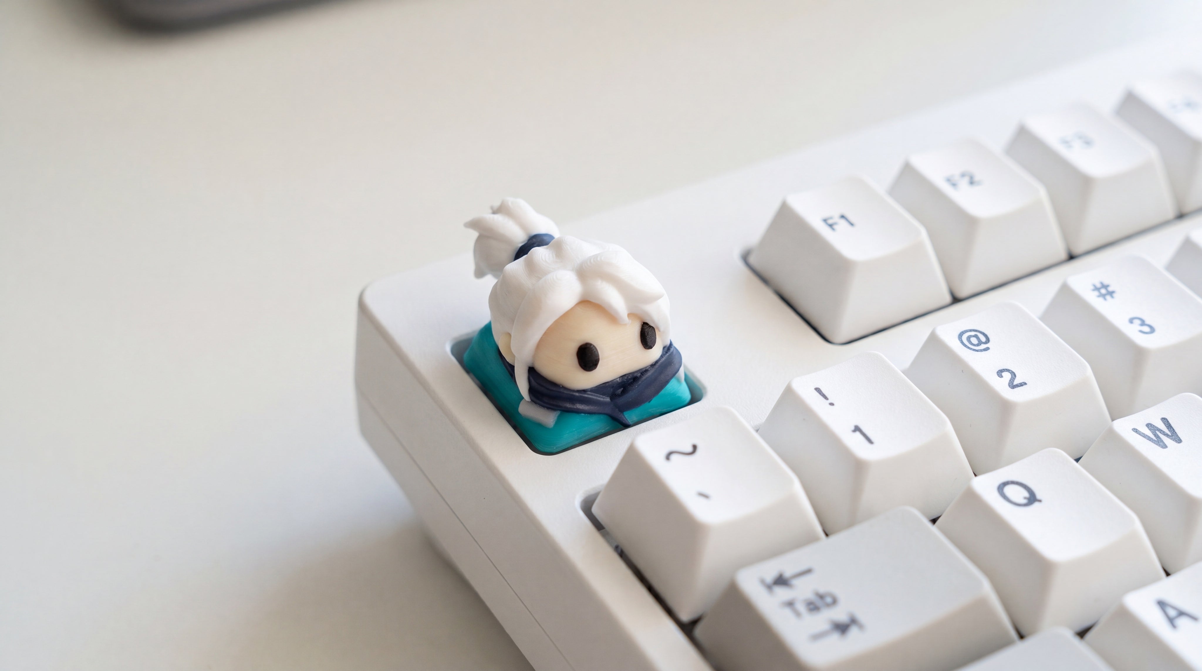 Jett on white keyboard
